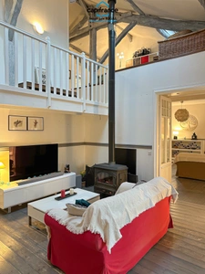 8-room property for sale, 220m2 chalet - horse stalls - outbuildings on 7 hectares of land