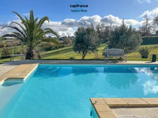 House for sale in MONTESQUIEU (82) with 5 rooms, 125m2 of living space on a 2000m2 plot