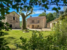 Propriete à vendre 6 pièces proche de MONTCUQ (46), moulin et dépendances sur terrain de 1,67 ha 