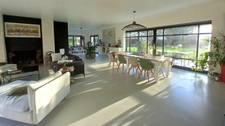 Maison d’architecte - 325 m² – Environnement privilégié – À 10 min du centre-ville