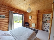 ? Maison en Rondins de Bois | 111 m² | Grand Terrain de 3200 m² | Proche L’Huisserie & Laval ?✨