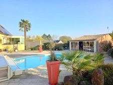 Propriété de 300m² - 4 à 5 chambres - COSMES (53)