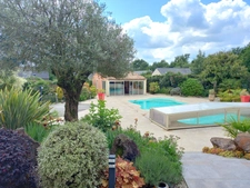 Propriété de 300m² - 4 à 5 chambres - COSMES (53)