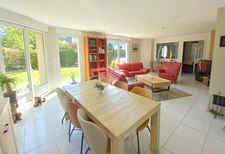 MAISON INDIVIDUELLE – 158 m² – 4/5 CHAMBRES - GRAND JARDIN