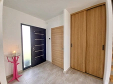 MAISON CONTEMPORAINE DE 142 m² – 4 CHAMBRES – SUITE PARENTALE AU RDC