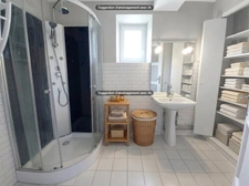 SAINT-PIERRE-LA-COUR – Longère en pierre 130m² avec dépendances et terrain d'1,34ha