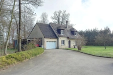 ? À Vendre : Maison familiale avec grand terrain à 15 min de Laval ?✨