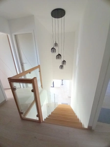 MAISON CONTEMPORAINE DE 142 m² – 4 CHAMBRES – SUITE PARENTALE AU RDC