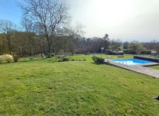 ? Maison en Rondins de Bois | 111 m² | Grand Terrain de 3200 m² | Proche L’Huisserie & Laval ?✨