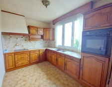 Maison 4 pièces avec jardin et sous-sol complet – Bonchamp-les-Laval