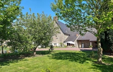 Propriété de caractère - 186m² - 4 chambres - 10' de Mayenne