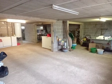 Maison plain-pied - 95m²-  AMBRIERES LES VALLEES (53)