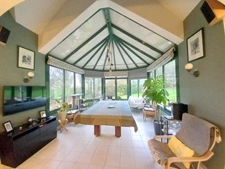 Maison familiale de 250 m² – 5 chambres - terrain 1569m²