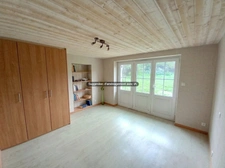 SAINT-PIERRE-LA-COUR – Longère en pierre 130m² avec dépendances et terrain d'1,34ha