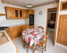 Maison plain-pied - 95m²-  AMBRIERES LES VALLEES (53)