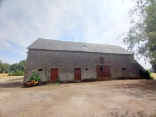 Propriete à vendre 7 pièces LE PAS (53)