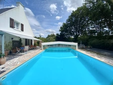 Montigné Le Brillant - Propriété 200m² - 5 chambres - 4800m² - piscine 