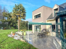 Maison familiale de 250 m² – 5 chambres - terrain 1569m²