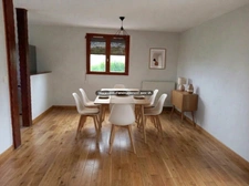 ERNÉE – MAISON FAMILIALE DE 100 M² AVEC SOUS-SOL COMPLET, JARDIN ET COMMERCES À PIED