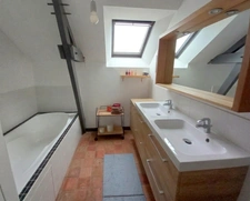 LAVAL – MAISON DE CARACTÈRE DE 240 M² AVEC JARDIN ARBORÉ DE 1 180 M², À DEUX PAS DU CENTRE-VILLE