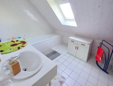 MAISON INDIVIDUELLE – 158 m² – 4 CHAMBRES - GRAND JARDIN