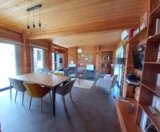 ? Maison en Rondins de Bois | 111 m² | Grand Terrain de 3200 m² | Proche L’Huisserie & Laval ?✨