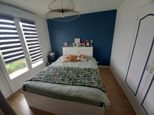 ERNÉE – Maison de plain-pied rénovée 88 m² – 3 ch. – jardin, terrasse 60 m² – aucun travaux