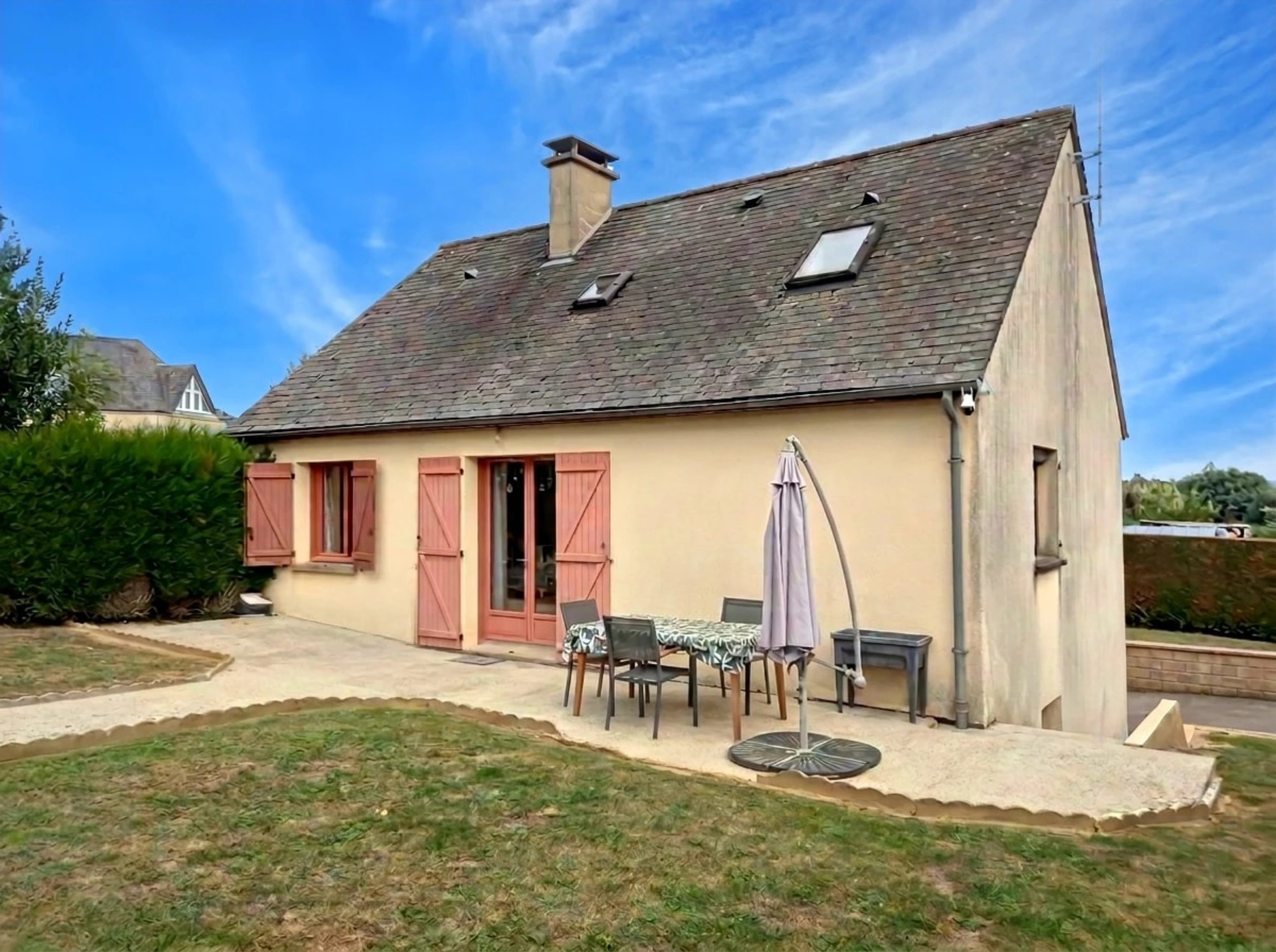 Maison 6 pièces 100 m² · à Ernée · 100 m² · 146 000 €