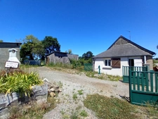 Fermette à rénover sur près de 2 hectares – Idéal projet de vie à la campagne (MONTAUDIN -53)