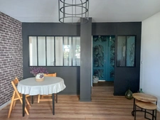 LAVAL CENTRE-VILLE – Appartement 80 m² entièrement rénové avec balcon, parking et ascenseur