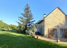 Longère 8 pièces - 5 chambres - terrain 2,5ha