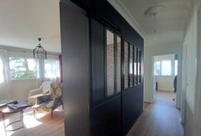 LAVAL CENTRE-VILLE – Appartement 80 m² entièrement rénové avec balcon, parking et ascenseur