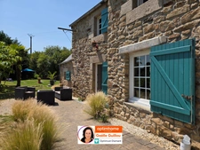 MORLAIX : Charmante maison en pierre de 3 chambres, jardin clos, vie de plain pied