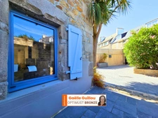 Roscoff – Maison en pierre de 120m² rénovée -  Proche centre et plage.