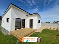 Moguériec - SIBIRIL : Maison plain pied de 102m² - 3 chambres - Garage - Jardin et Stationnement.