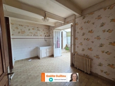 Cléder : Maison à rénover 4 pièces + combles aménageables.