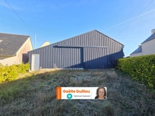 PLOUGOULM : Maison +  Extension + Hangar au calme à 2 pas de la mer - 1420m²