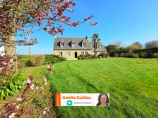 SAINT POL DE LEON : Maison de caractère de 7 pièces sur un terrain de 3300m²