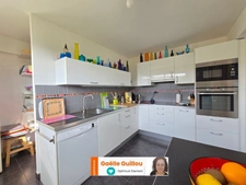 Santec : Espace, lumière et potentiel - Vie de plain pied - Maison contemporaine de 6 pièces pour 123m²