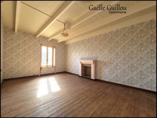 Fort potentiel : Corps de ferme à rénover avec maison d'habitation et dépendances sur l'Ile de Batz