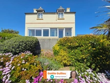 Ile de Batz : Maison pleine vue mer - Garage - Cave et Parcelle constructible