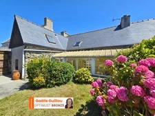 Maison mitoyenne en pierre 87m² - 5 pièces - ILE DE BATZ