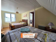 ILE DE BATZ : Maison mitoyenne de 84m² - 5 pièces 