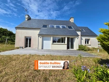 Maison de 163m² - 5 chambres- ILE DE BATZ située au calme centre du village.