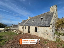 ILE DE BATZ : Longère de 75m² à rénover fort potentiel