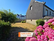 Maison familiale de 12 pièces au centre de Roscoff