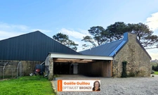 CLEDER "entre terre et mer" Maison familiale + Hangar + Longère - 3600m² de terrain