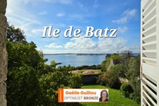 ILE DE BATZ : Exceptionnelle maison de charme - Vue imprenable sur le chenal