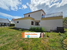 MOGUERIEC - SIBIRIL : Contemporaine de 140m² - Vie de plain pied - A deux pas des plages et du port.