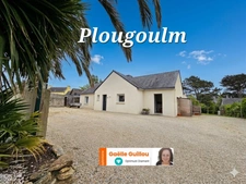 PLOUGOULM : maison récente 142 m² plain pied - 5 chambres - Combles aménagés + Jardin de 600m².